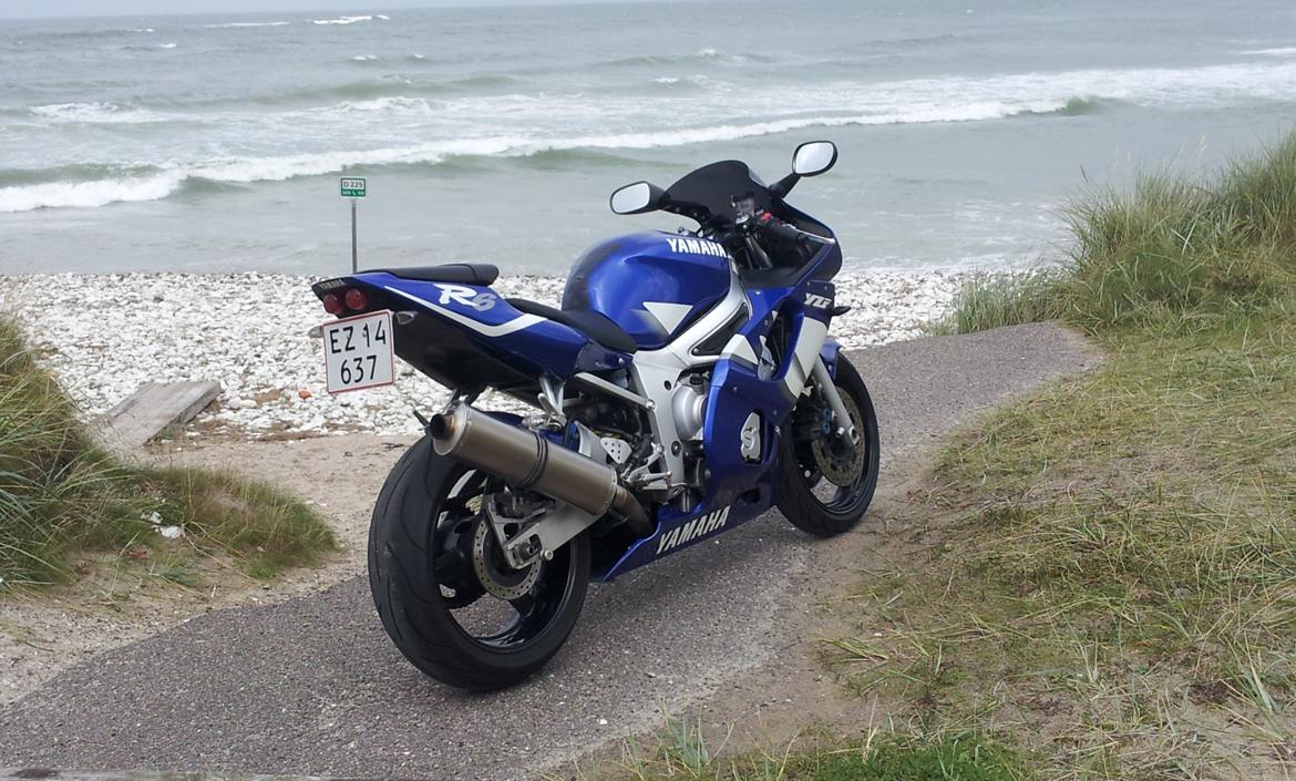 Yamaha R6 billede 9