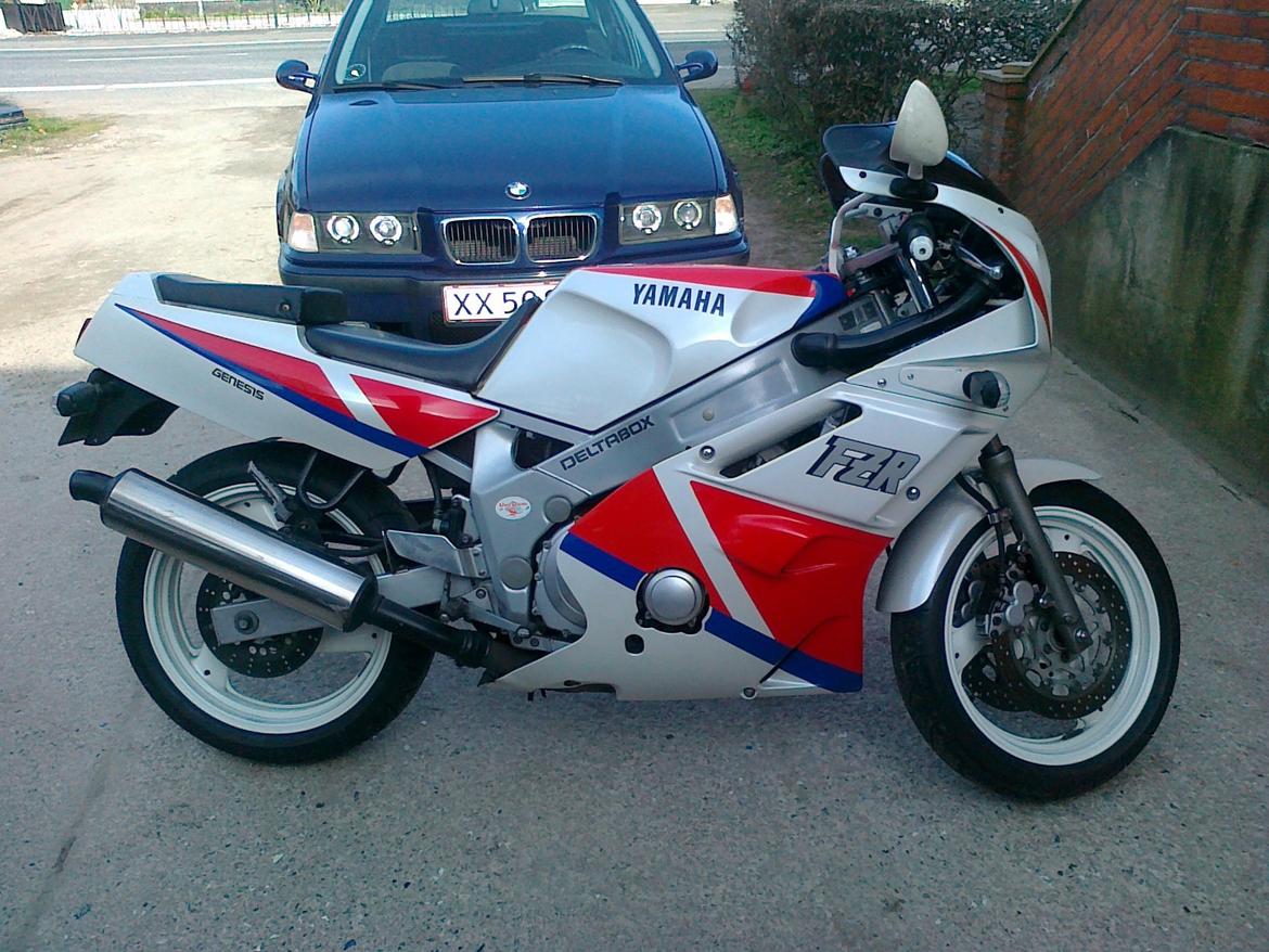 Yamaha fzr600 billede 1