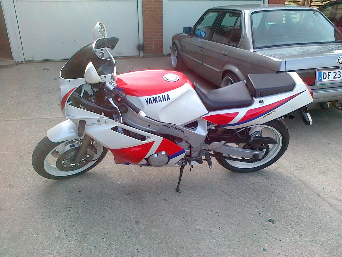 Yamaha fzr600 billede 2