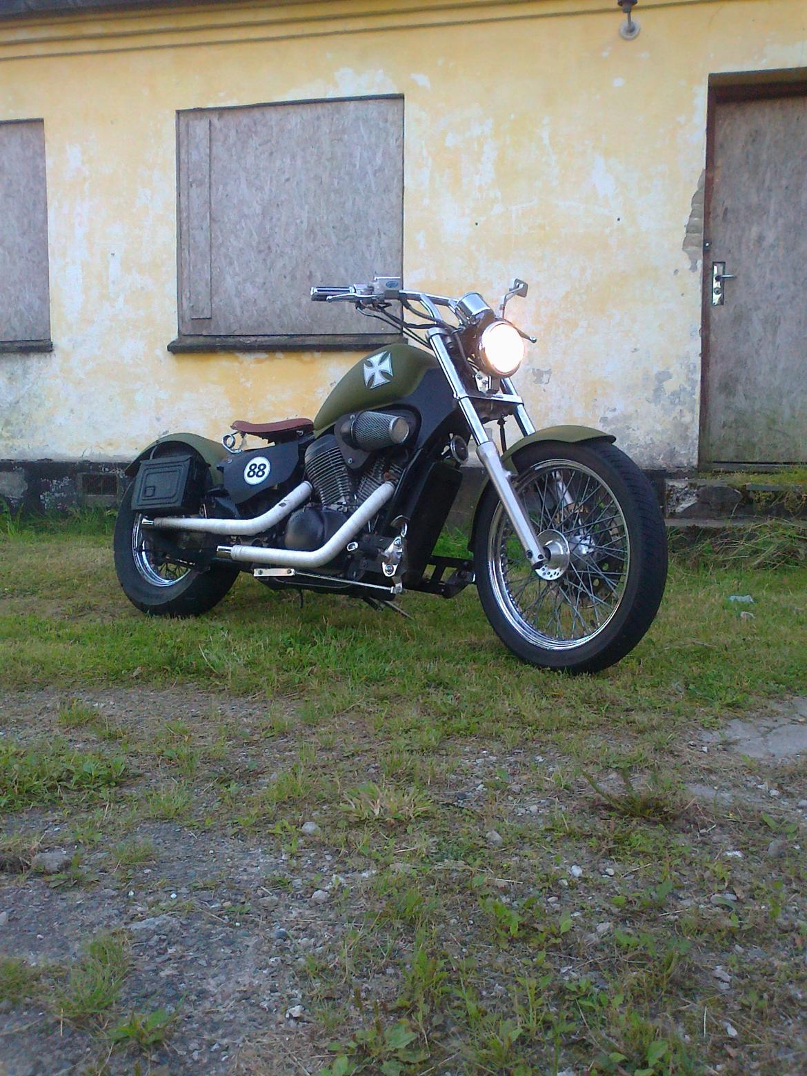 Honda VT 600 Sahdow (SOLGT) billede 12