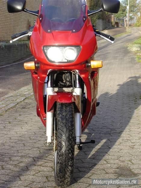 Suzuki GS500E [Totalskadet] billede 9