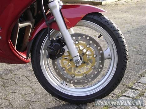 Suzuki GS500E [Totalskadet] billede 13