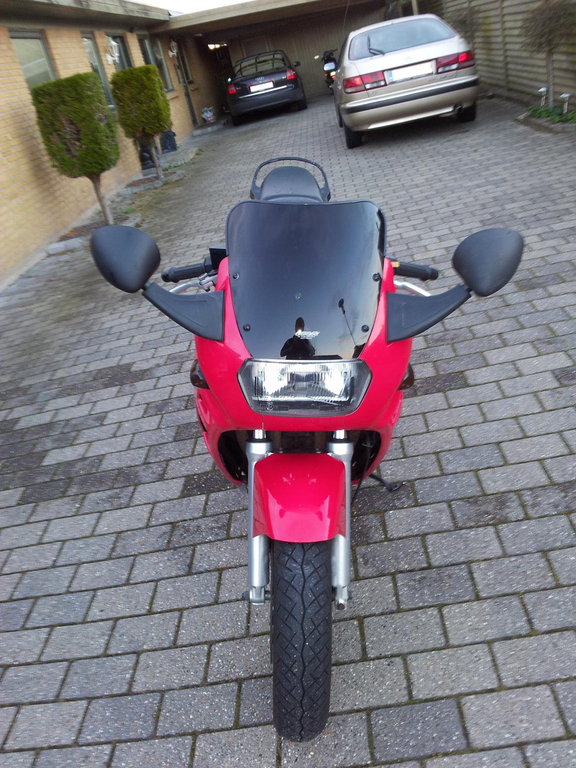 Suzuki Gsx 600 F (kantana) billede 7