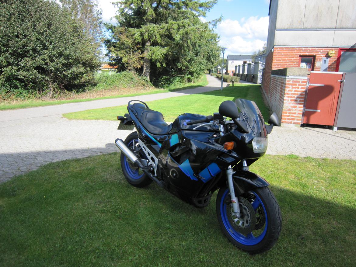 Suzuki GSX 600 F "Katana" billede 2