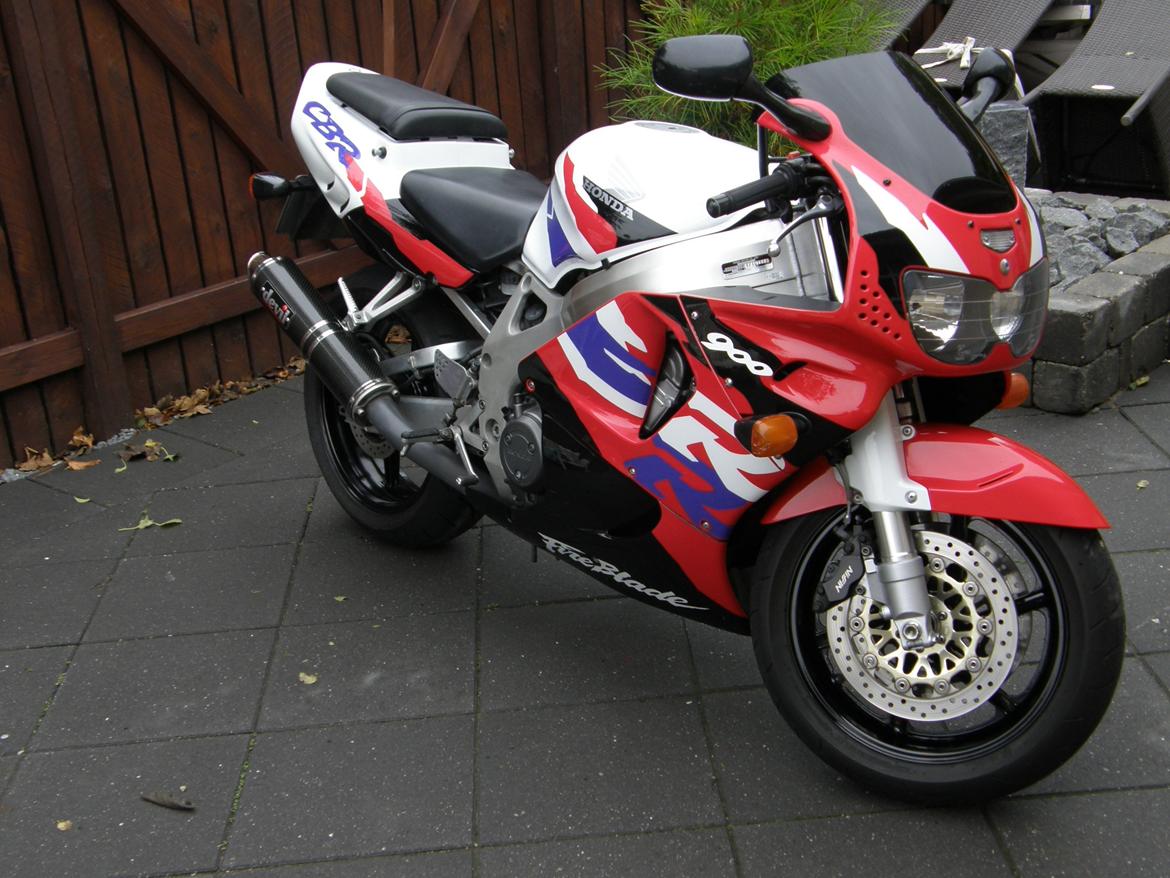 Honda CBR900RR Fireblade (solgt) billede 2