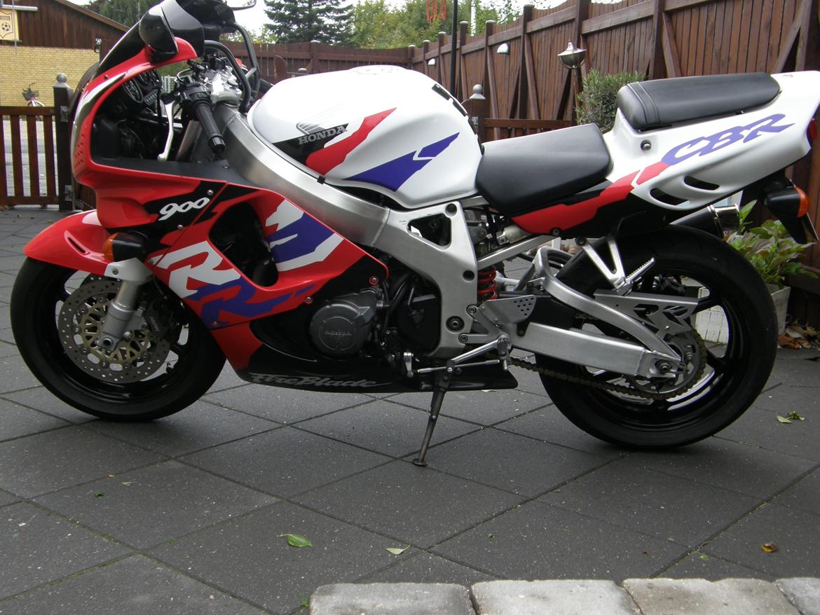 Honda CBR900RR Fireblade (solgt) billede 5