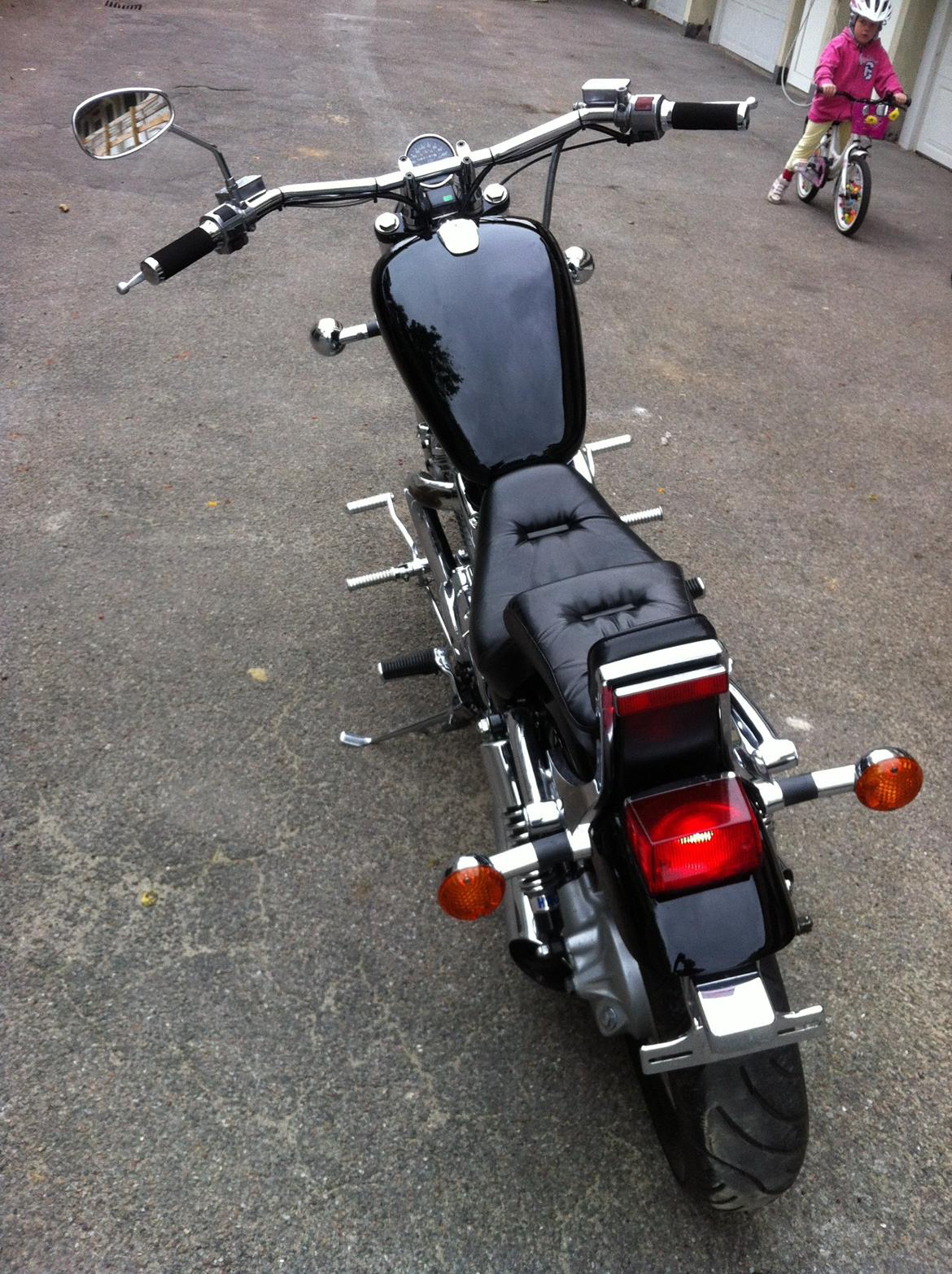 Suzuki Intruder VS 700 - Nyankommet til hjemadressen billede 2