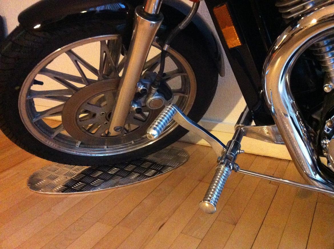 Suzuki Intruder VS 700 - Fremflytter, alufælg og dørkplade billede 11