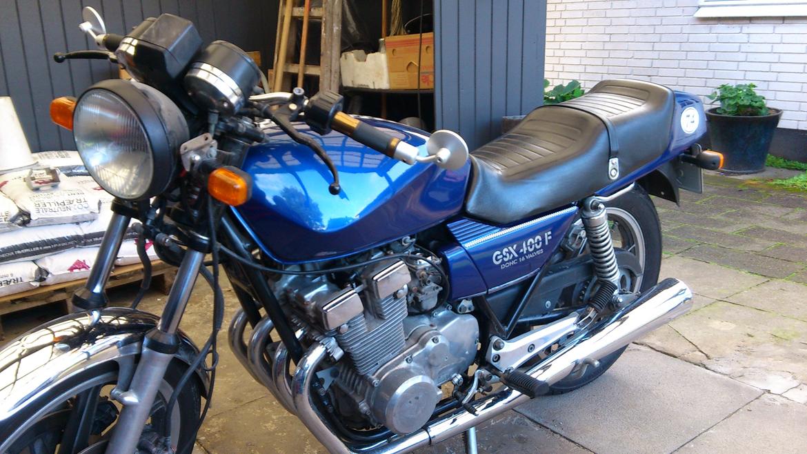 Suzuki GSX 400F billede 5