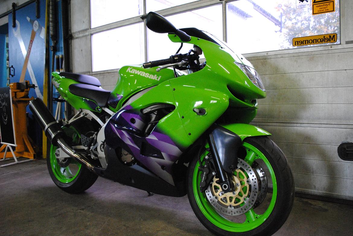 Kawasaki ZX9r ninja billede 1