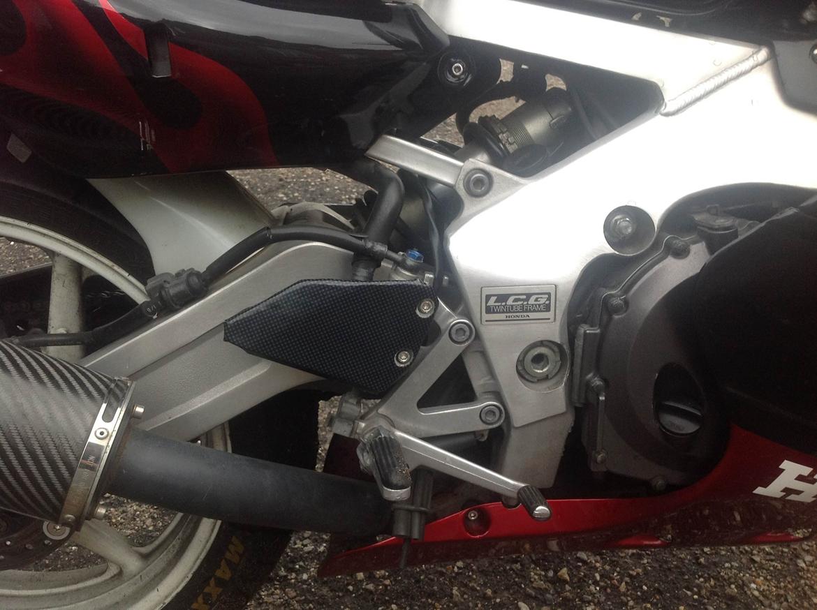 Honda CBR 400 RR NC29 billede 9