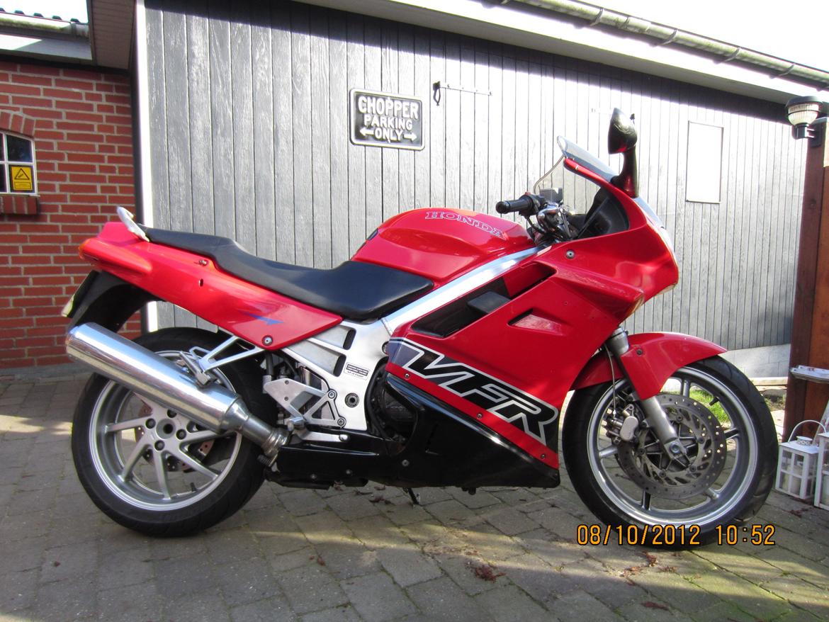 Honda VFR 750 F RC36-1 billede 17