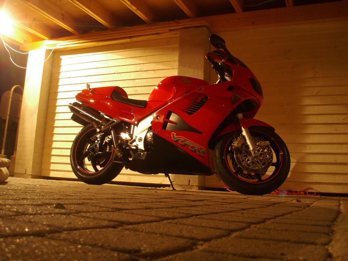 Honda VFR 750 RC36-ll billede 1