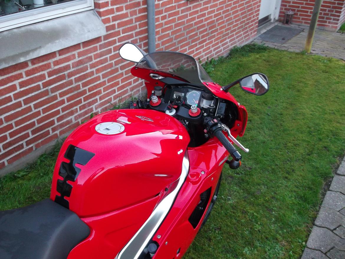 Aprilia RSV 1000 MILLE billede 14