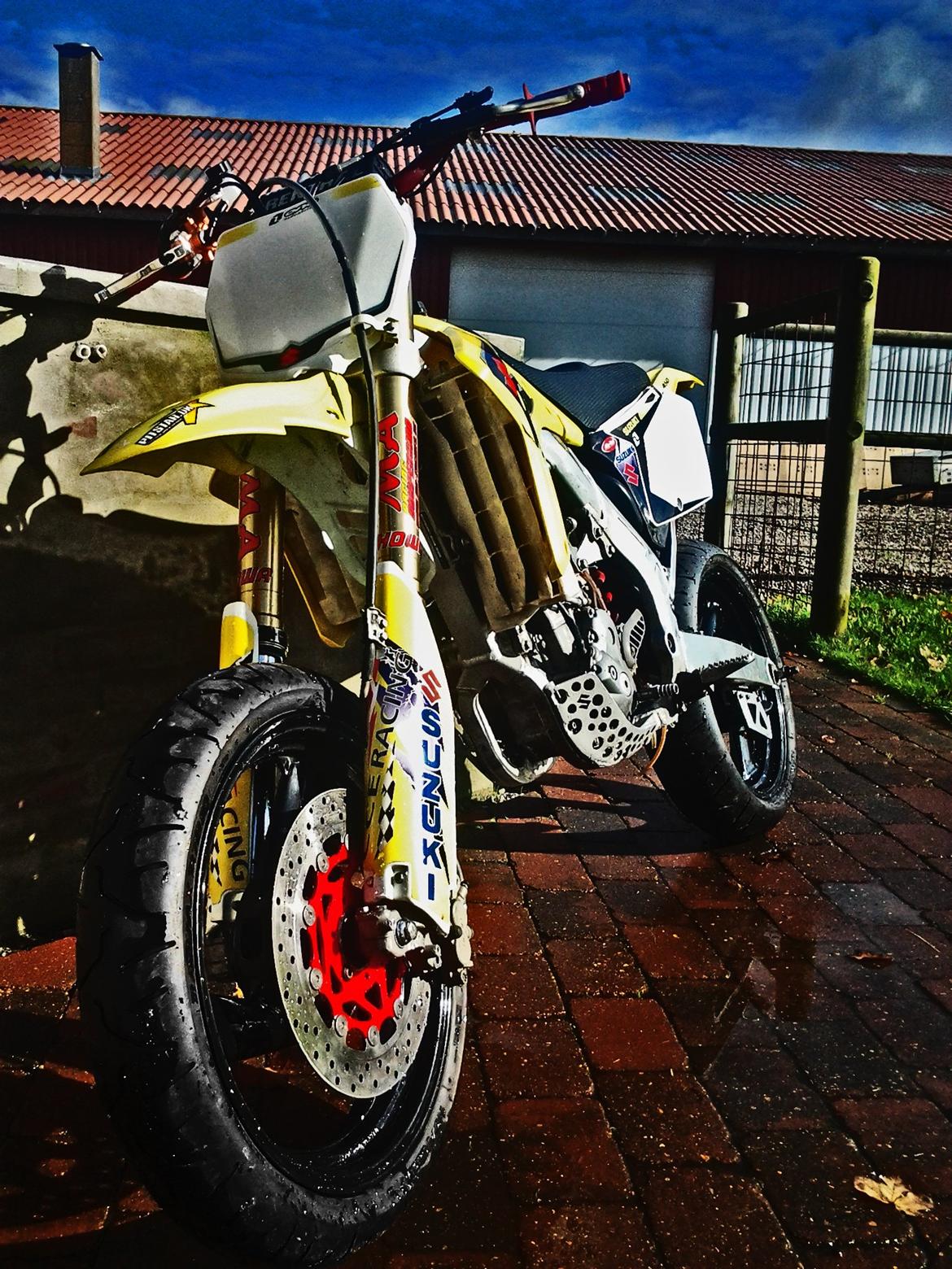 Suzuki Rm-z 450 K7 Supermoto billede 3