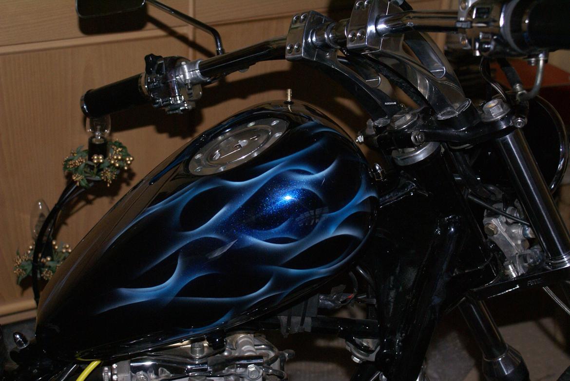 Yamaha xs 650 - sidste gang klarlak med glimmer under billede 16