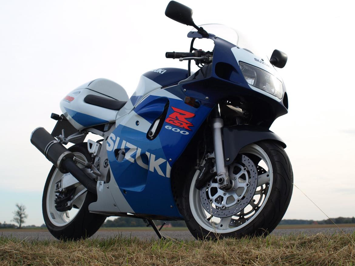 Suzuki GSXR 600 SRAD billede 11