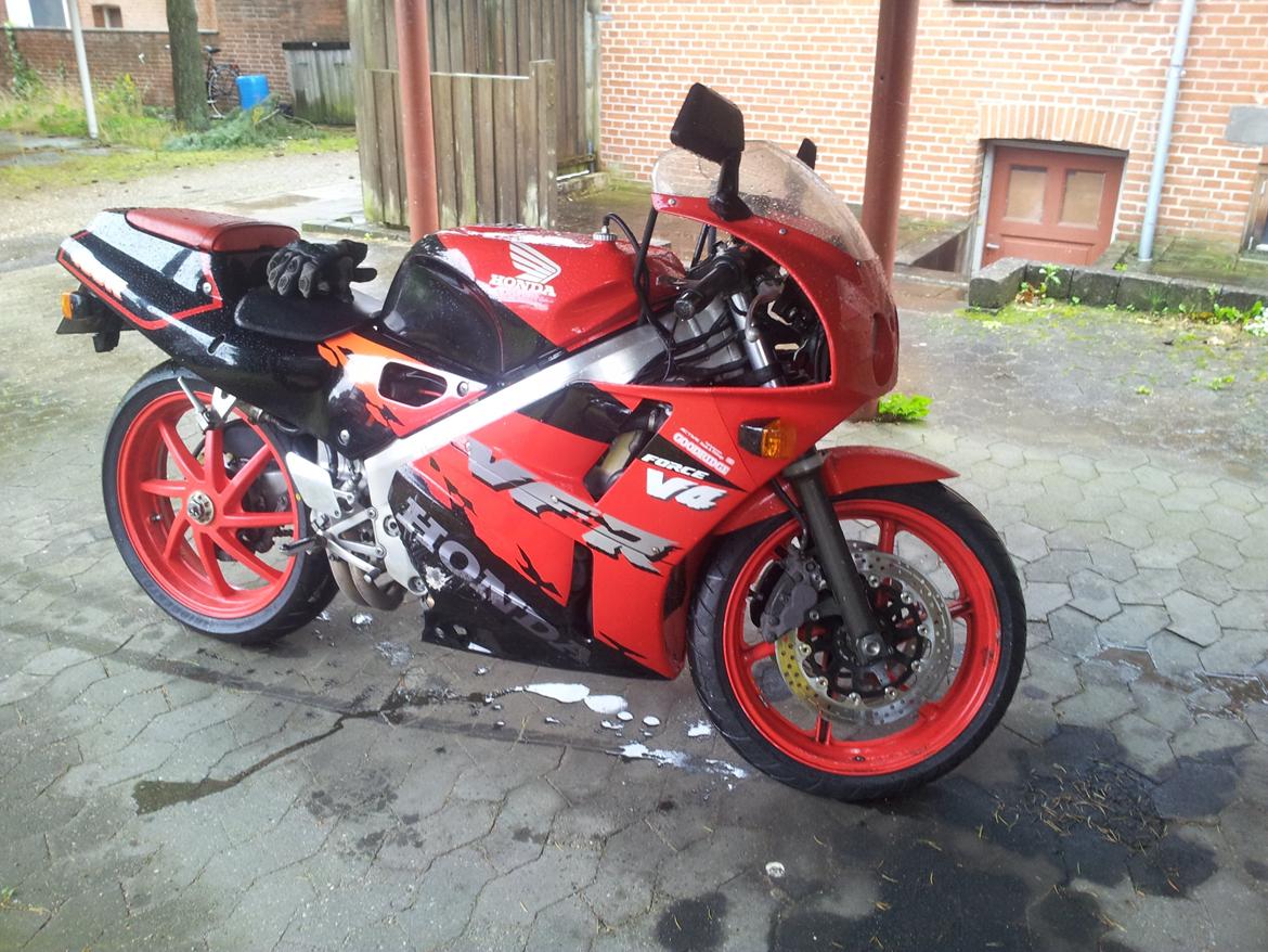 Honda vfr 400 nc30 billede 7
