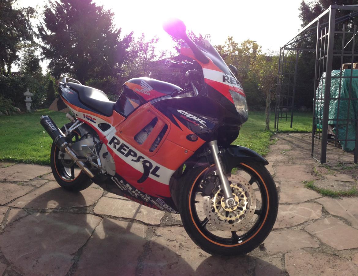 Honda CBR600F billede 4