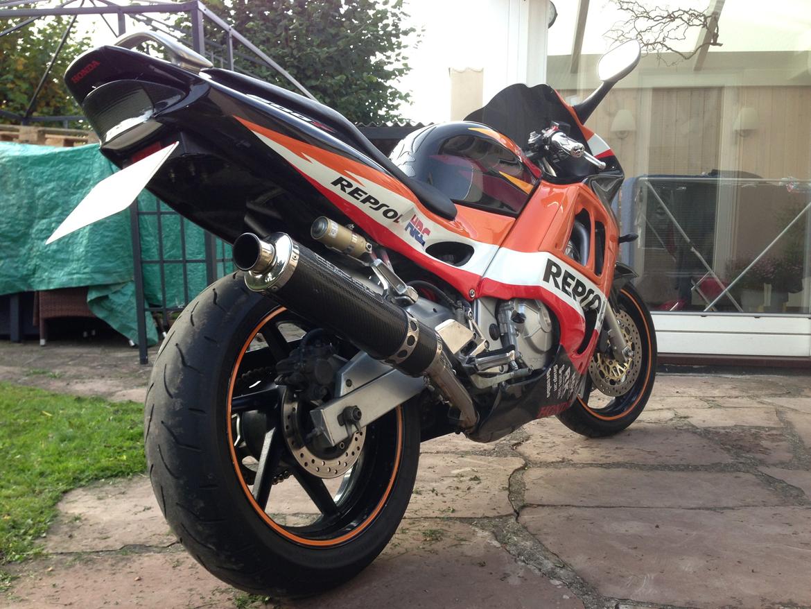 Honda CBR600F billede 1