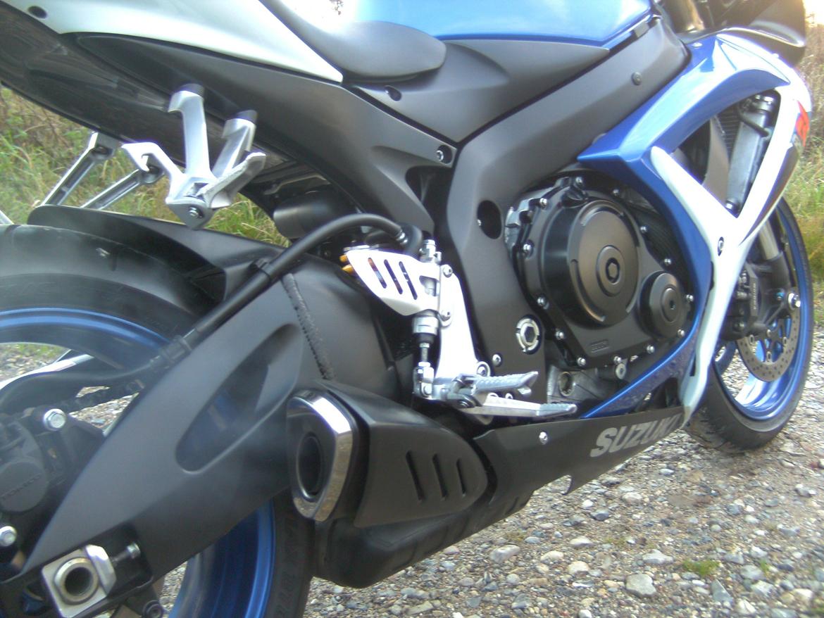 Suzuki GSX 600R (SOLGT) billede 3
