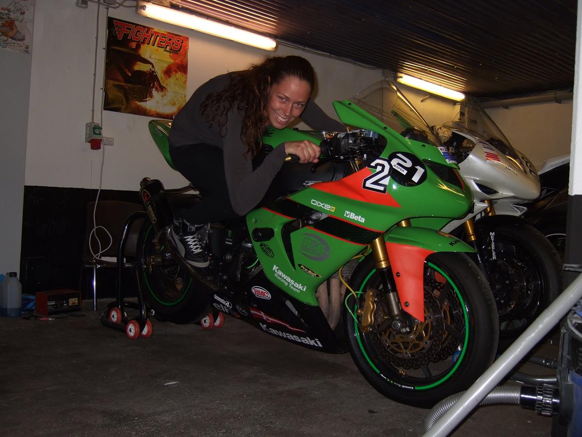 Kawasaki ZX10R billede 7