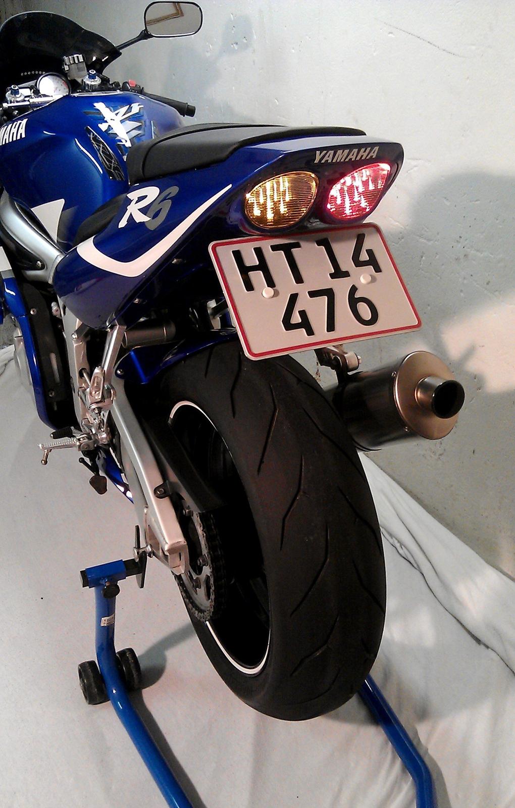 Yamaha R6 billede 6