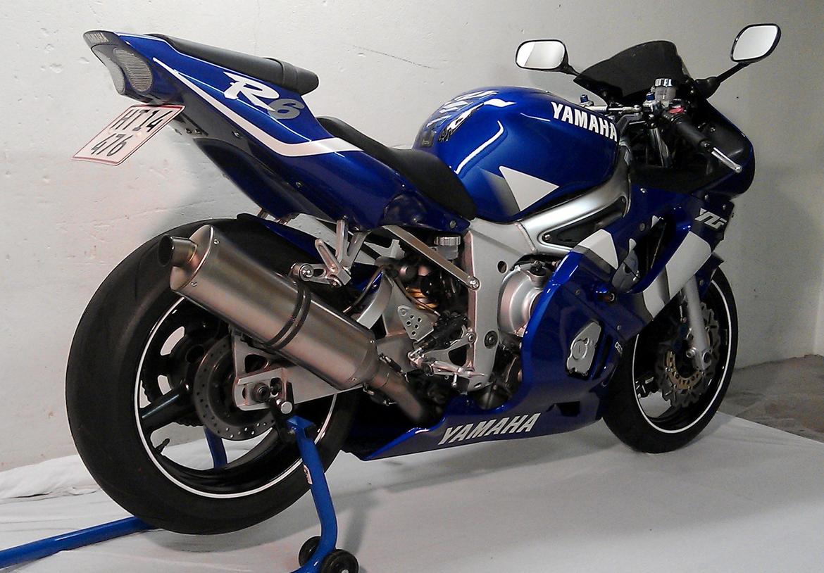 Yamaha R6 billede 10