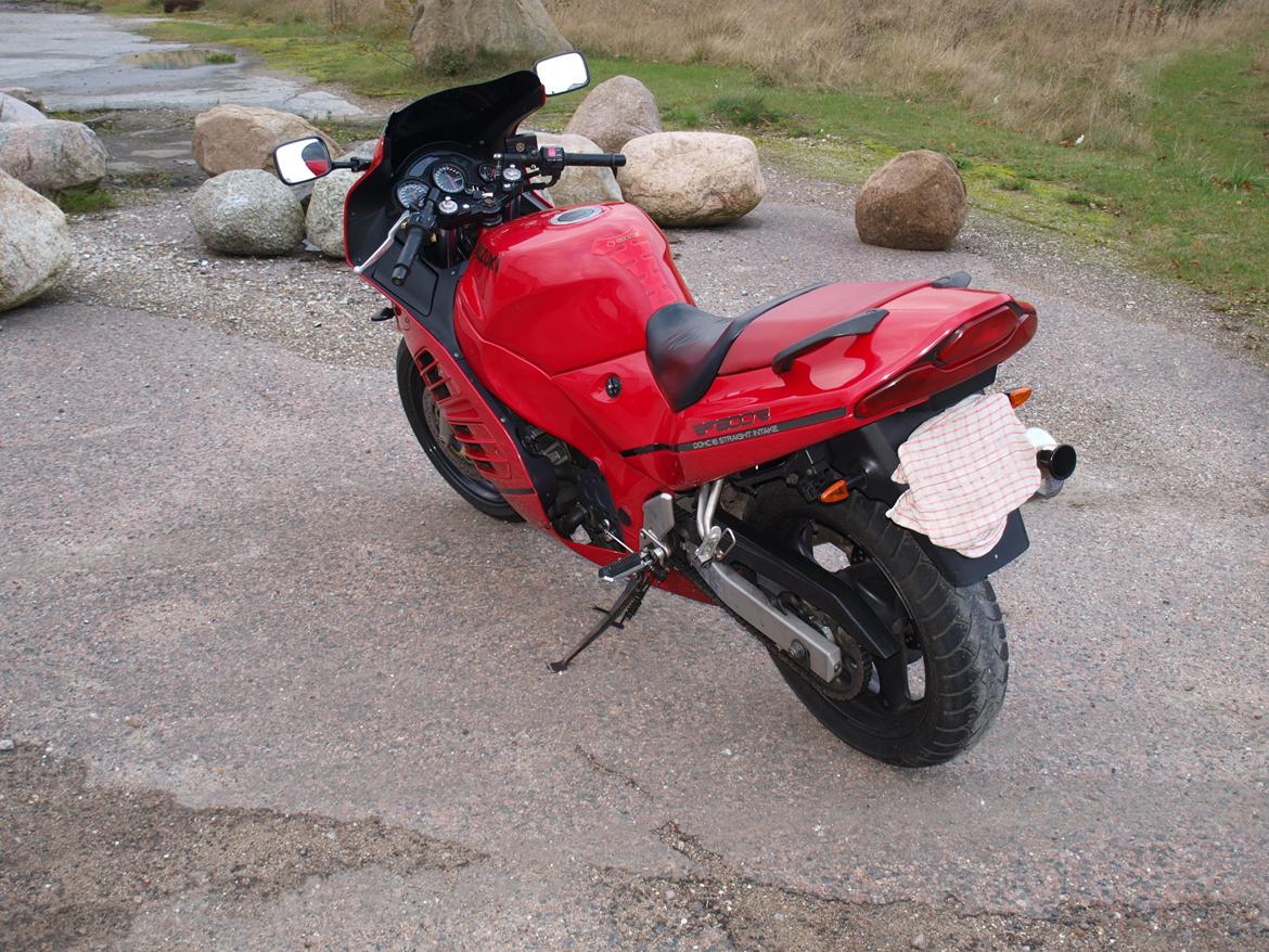 Suzuki rf 600 r billede 6