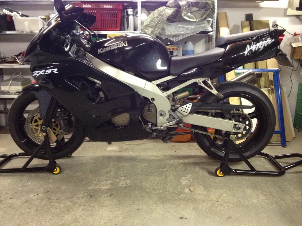 Kawasaki ZX9-R billede 7