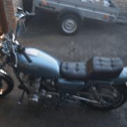 Suzuki GS550L