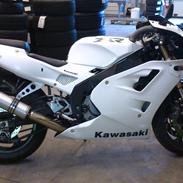 Kawasaki zxr 400