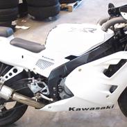 Kawasaki zxr 400