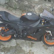 Kawasaki zx6r