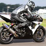 Yamaha R6 (Solgt)