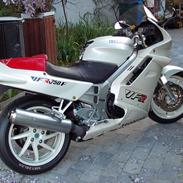 Honda RC36