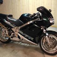 Honda VFR 750 F RC 36-1