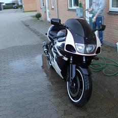 Suzuki GSXR 600