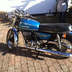 Suzuki GT 250