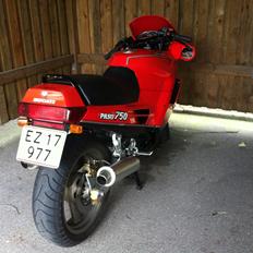 Ducati 750 PASO
