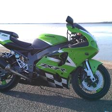 Kawasaki ZX7R P7