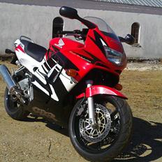 Honda CBR 600 F3