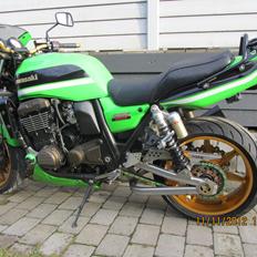 Kawasaki ZRX1200R Eddy Lawson replica