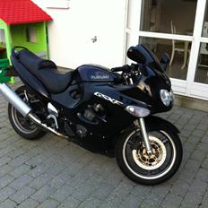 Suzuki GSX 600 F *SOLGT*