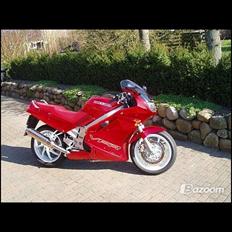 Honda Vfr 750