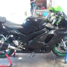Kawasaki zx9r ninja
