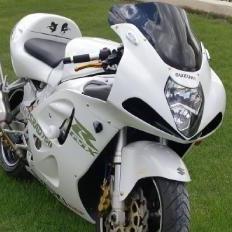 Suzuki GSXR 750
