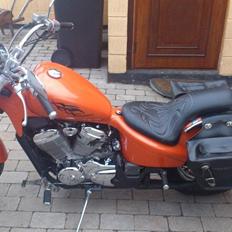 Honda Shadow delux Vt600