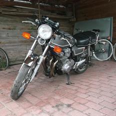Honda CB 750 KZ