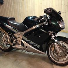 Honda VFR 750 F RC 36-1